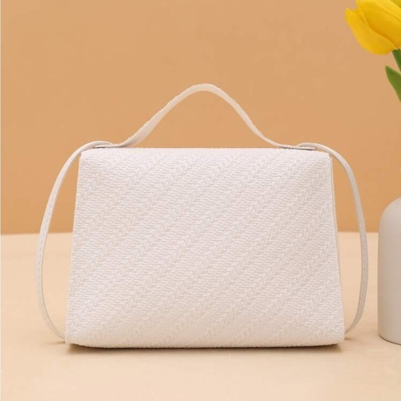 ⚠️Clearance Solid Mini White Crossbody Bag - Picture 4 of 6